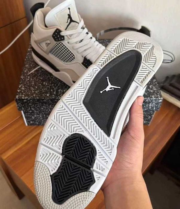 Buty meskie Mokasyny Jordan 4 Retro military black R.46