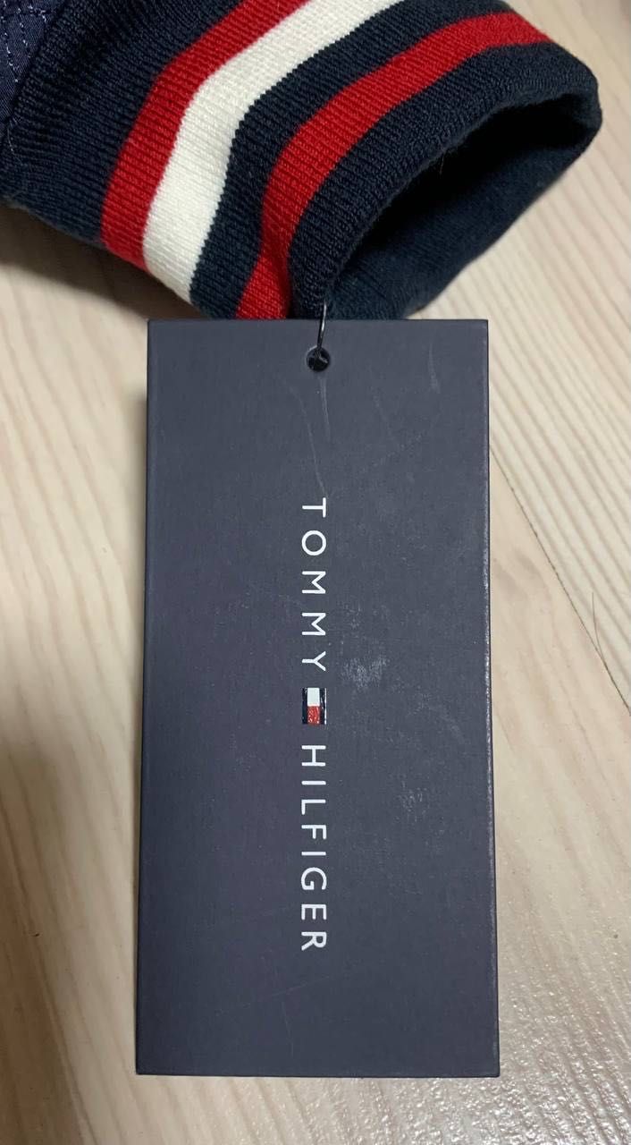 Женская куртка новая Tommy Hilfiger