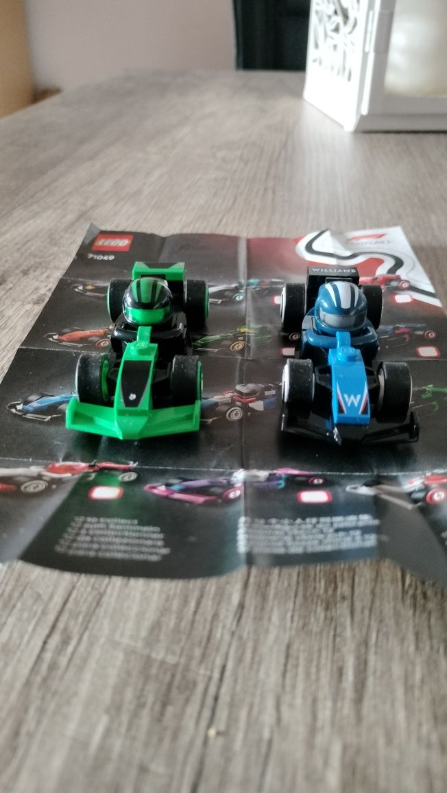 Lego f1 minifigures
