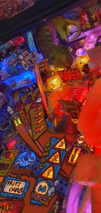 Fliper flipper pinball The FLINTSTONES