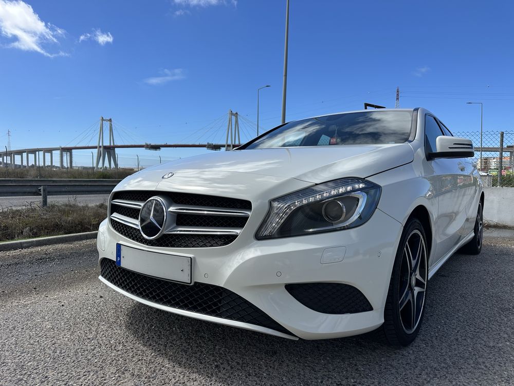 Mercedes-Benz A180 Sport Idition J. AMG Aceito Retoma