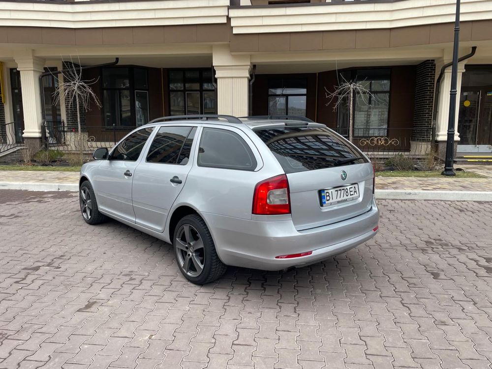 Skoda Octavia 1.6 tdi 2011 год