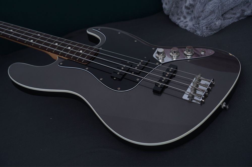 Fender Aerodyne Jazz bass 4 strunowy gitara