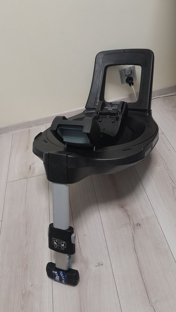 Fotelik + baza Flex Base Britax Romer Baby-Safe iSense