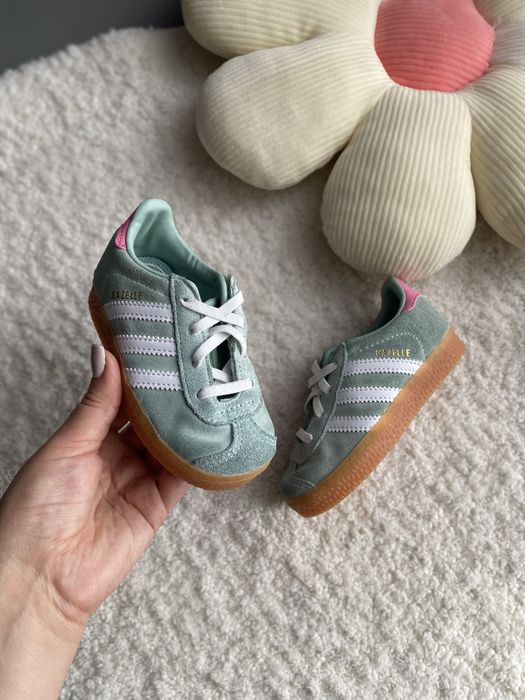 Кросівки кроси gazelle газелі оріг adidas