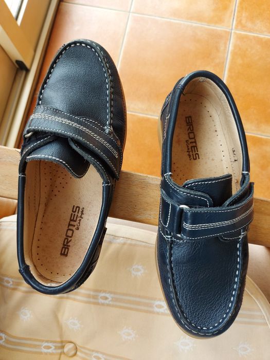 Sapato velcro azul
