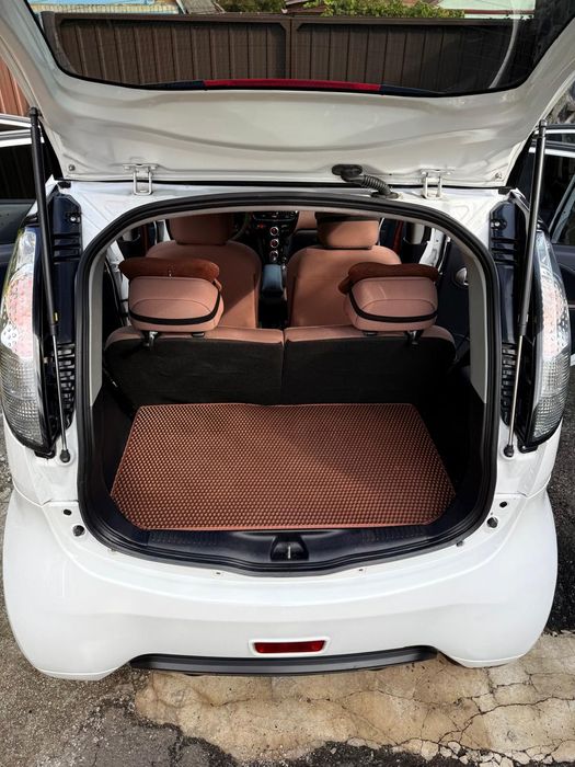 Citroen C- Zero 2012