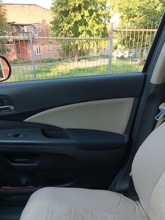 Продам Honda CR-V