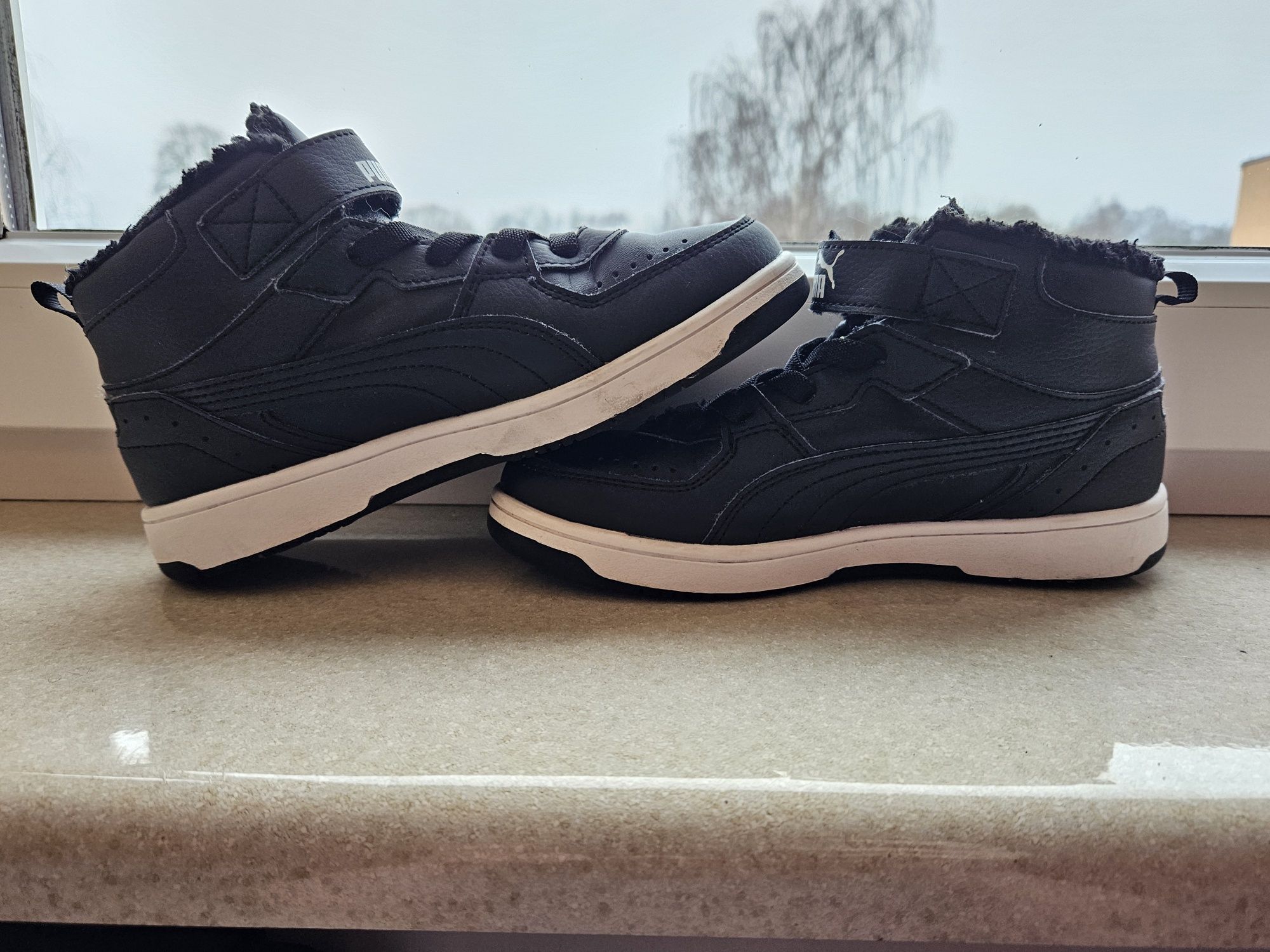 Zimowe buty unisex Puma, rozmiar 34
