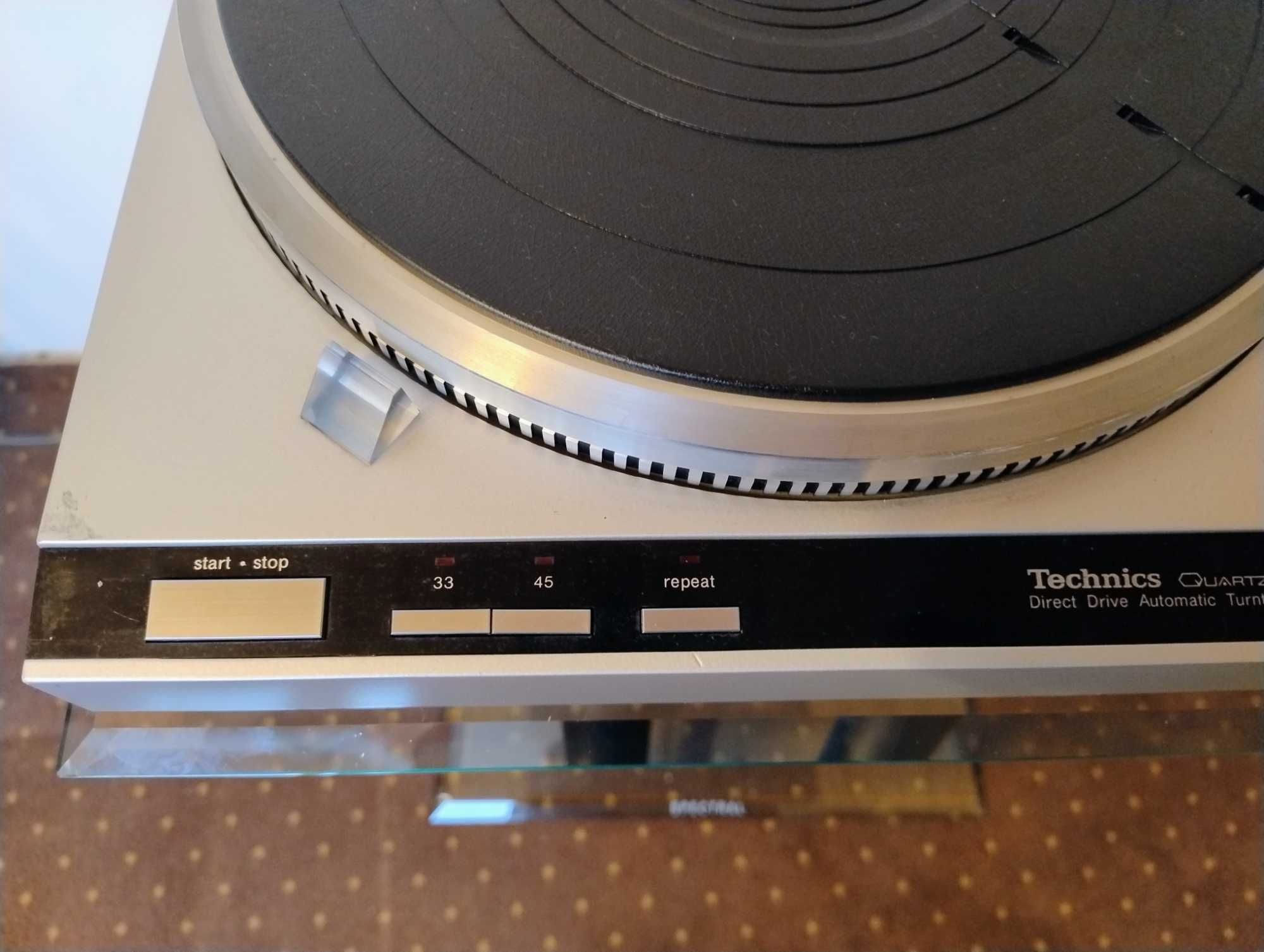 Gramofon automatyczny TECHNICS SL-Q33