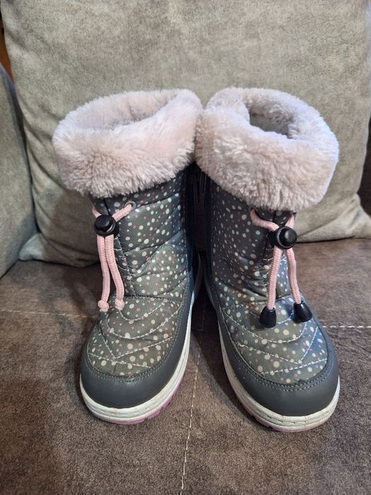 Buty z futrem rozm. 27