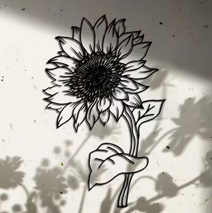 Nowa metalowa ozdoba Kwiat