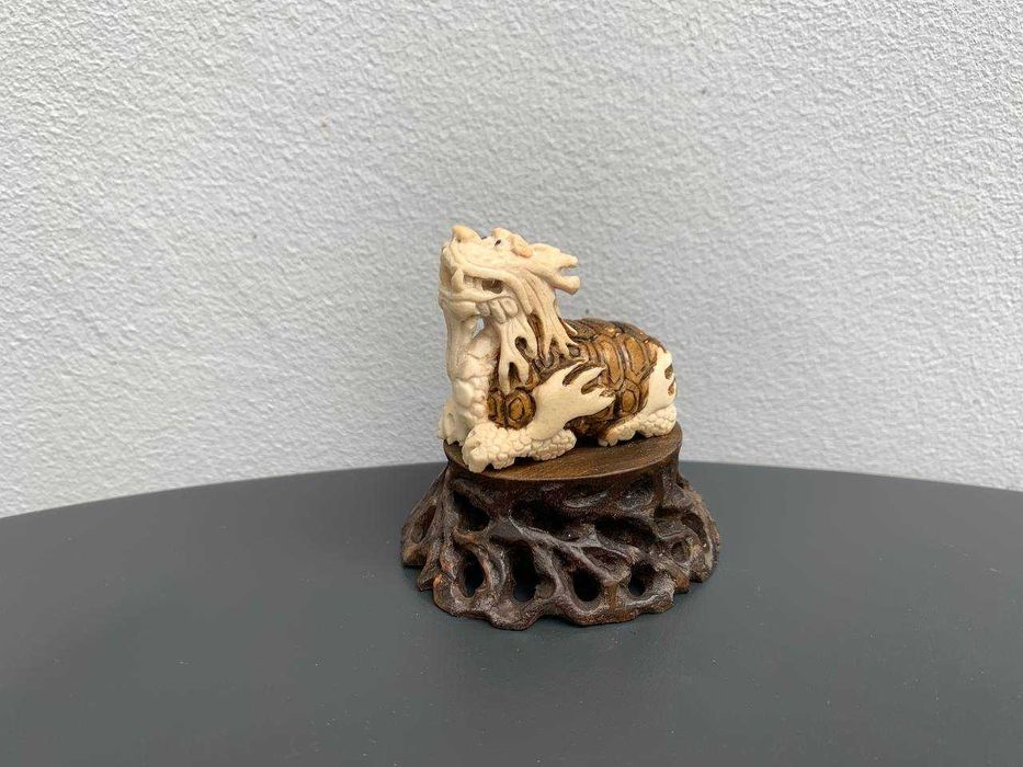 Авторська статуетка ′Черепаха-Дракон′ з кістки