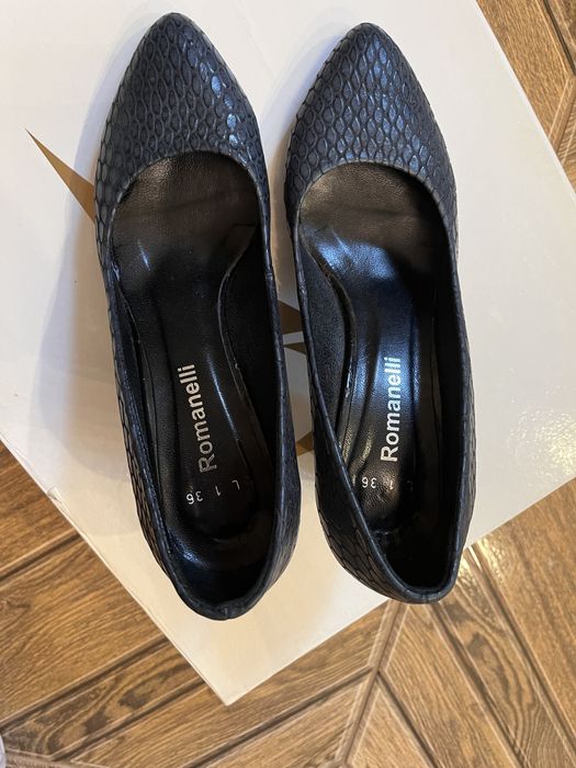 Шкіряні туфлі сині 36 р.