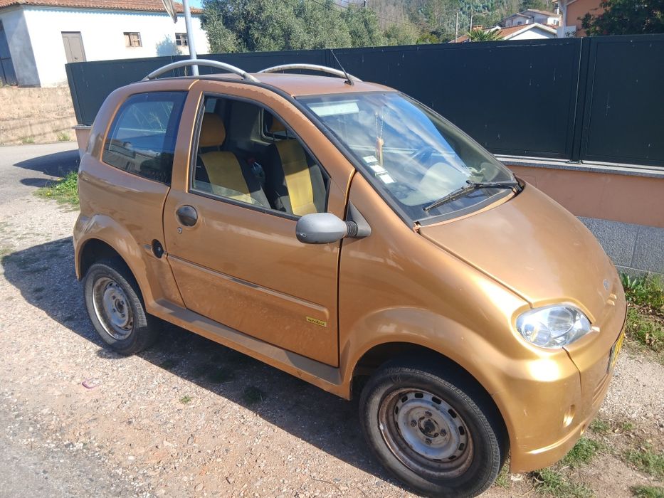 Vendo ou troco carro sem carta