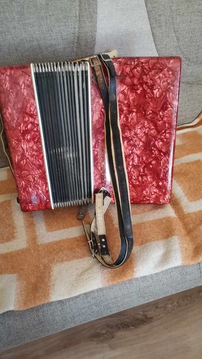 Viktora 2 akordeon bardzo dobry stan
