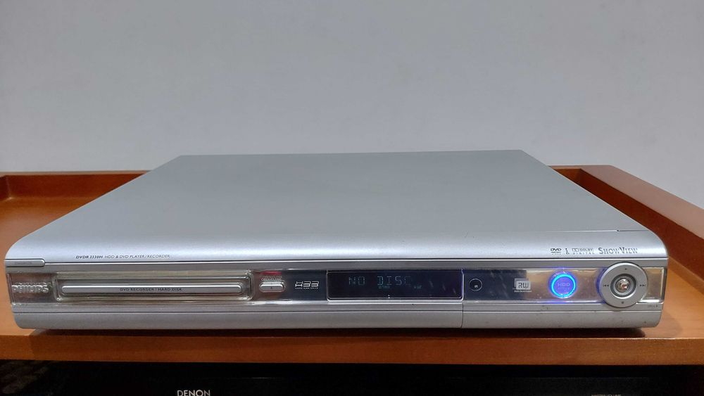 Gravador DVD Philips DVDR3330H/19 com Disco Rígido (HDD)