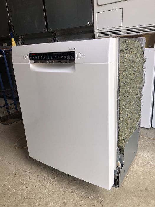 Посудомийна машина Bosch serie 4 2021 рік