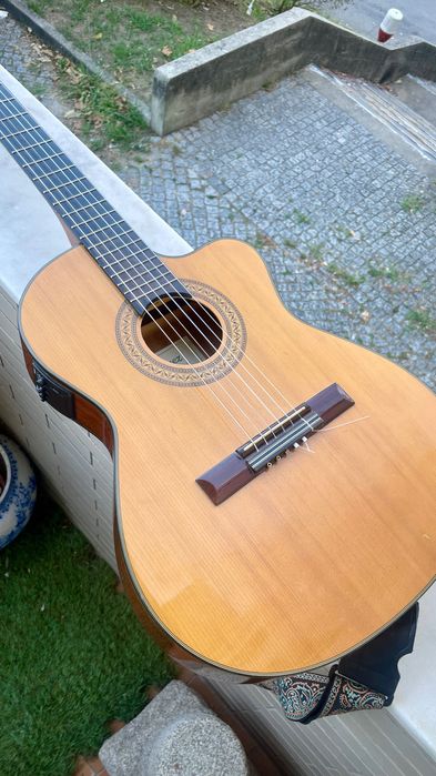 Guitarra eletroacústica Ibanez + bolsa