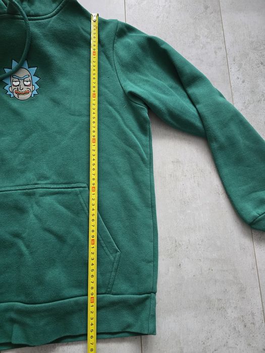 Bluza męska młodzieżowa S rick and Morthy zielona cropp