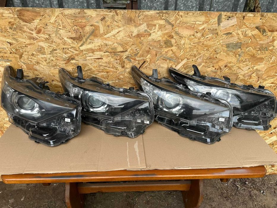 Toyota Auris II 2 lift 15-18 lampa prawa przednia przód Europa