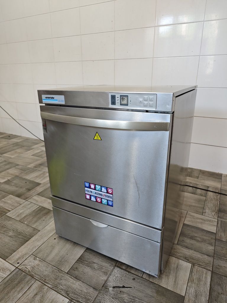 Посудомийна машина професійна Winterhalter GS 302