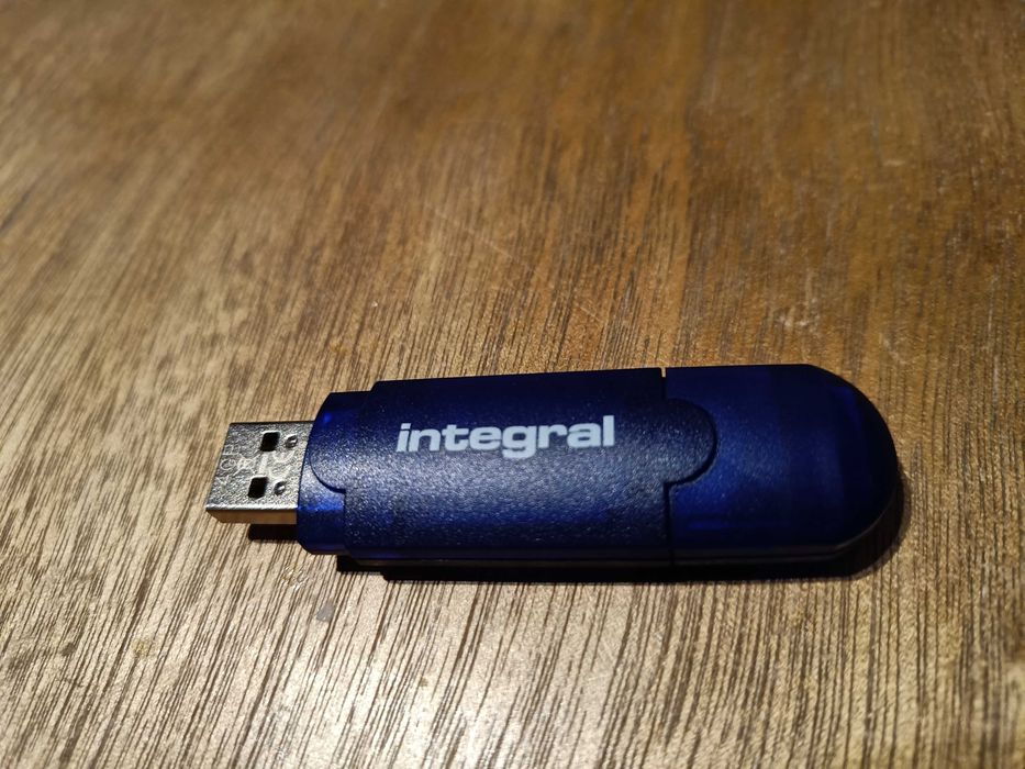 Pendrive  Integral evo 4 GB, USB 2.0
