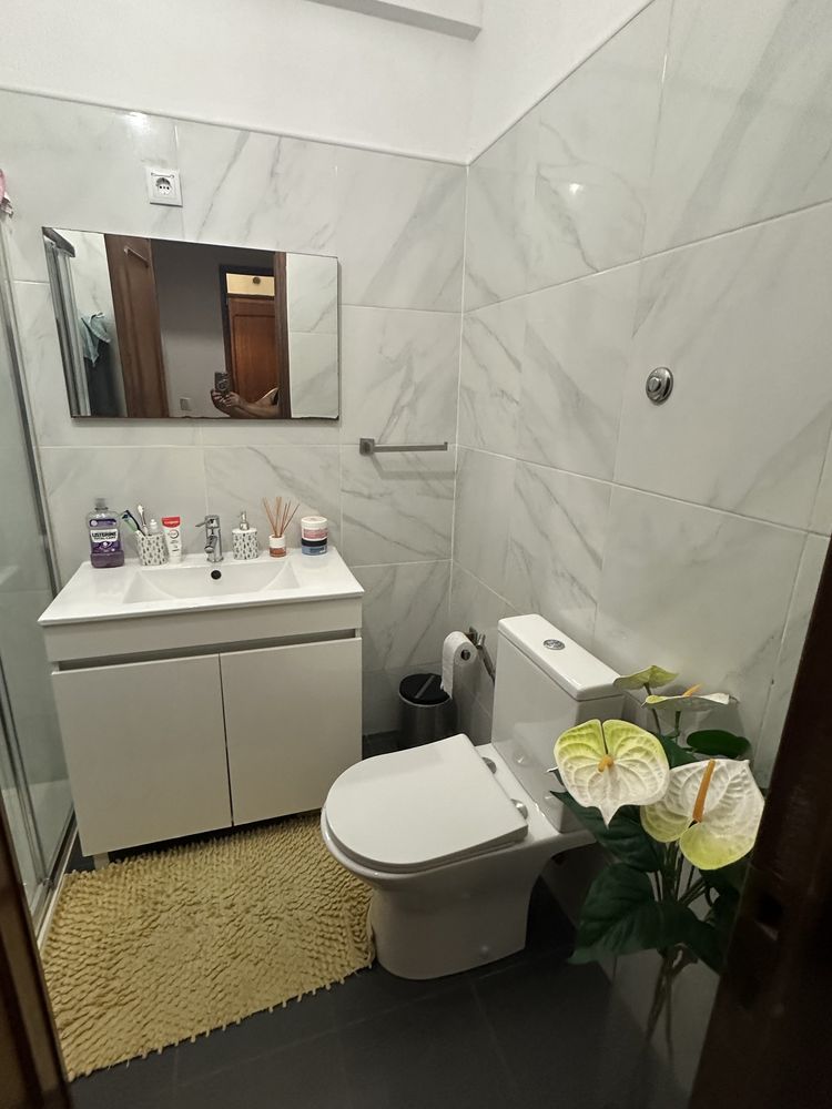 Quarto  grande para arrendar