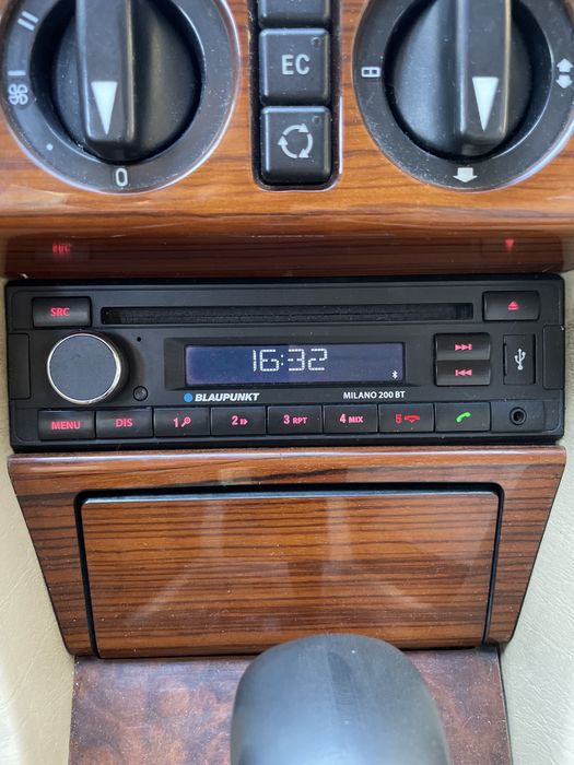 Blaupunkt Milano 200 BT 1din