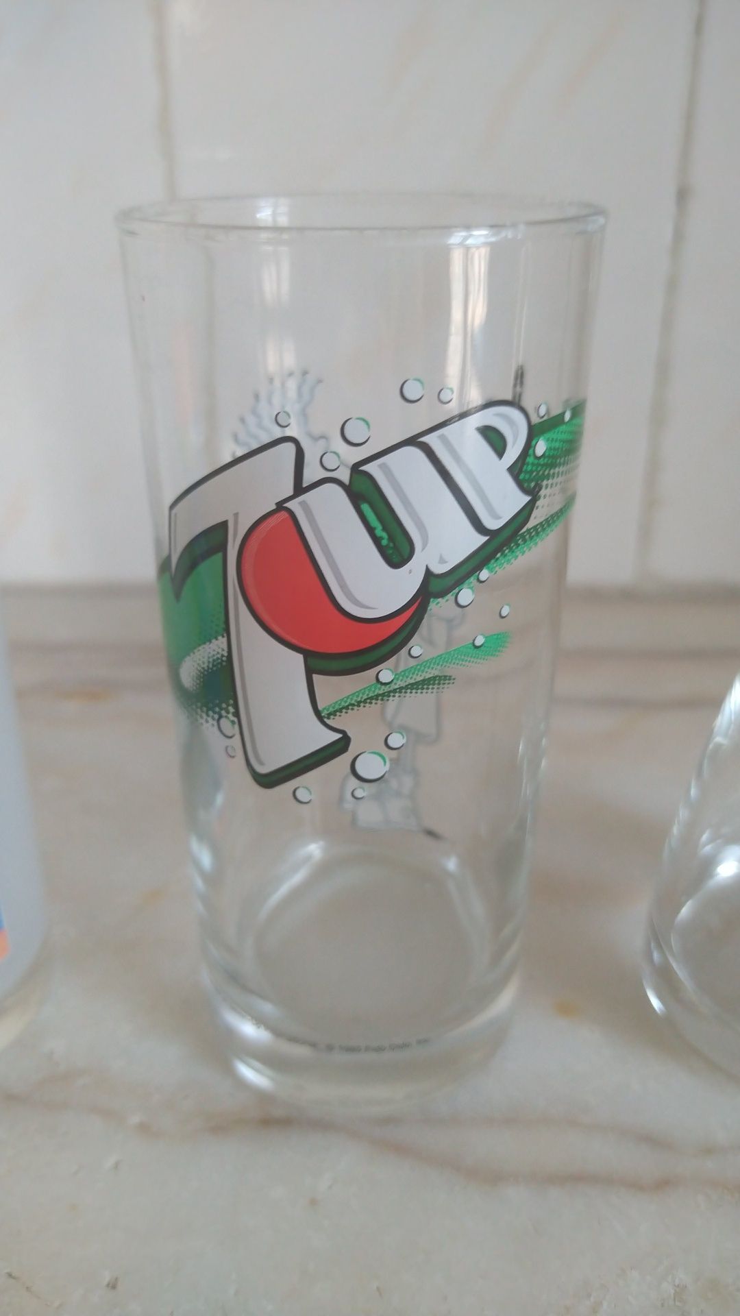 Conjunto 5 Copos Colecção 7UP Nestea Frize Vigor Flores