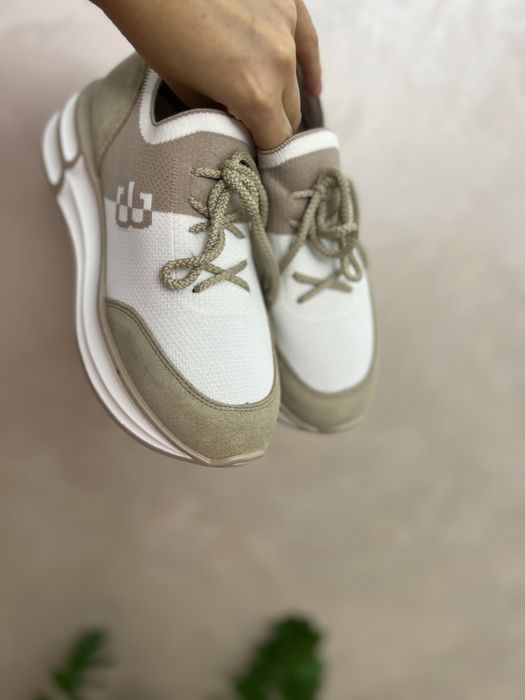 Кросівки жвночі 39 р Vitto Rossi Baldinini