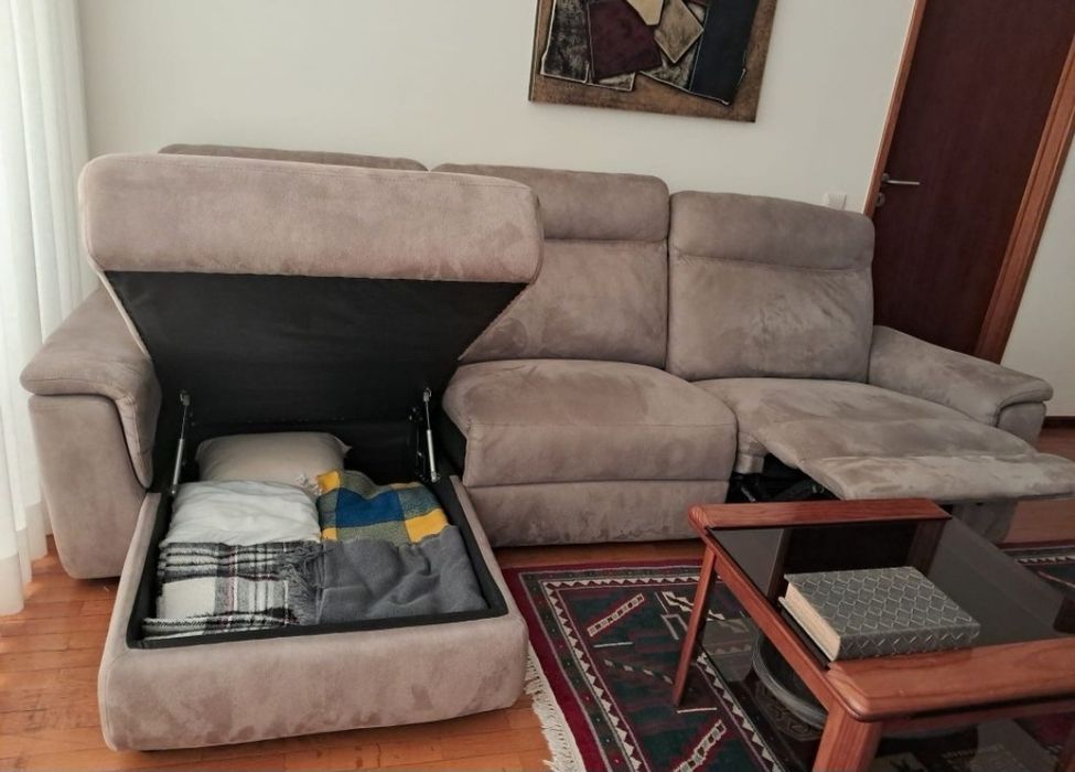 Sofá chaise longue com arrumação COMO NOVO