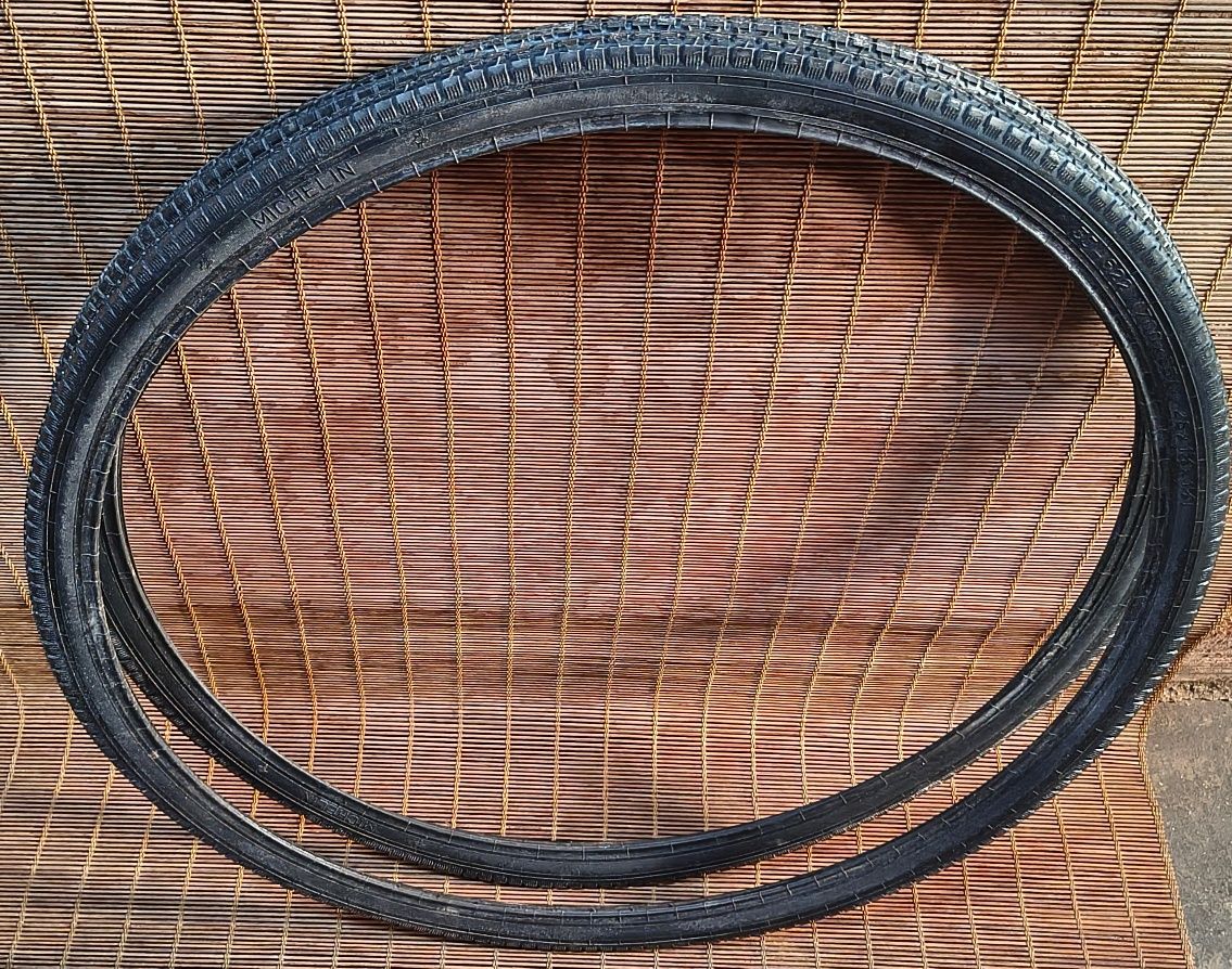 Pneu Michelin preto MADE IN FRANCE bicicleta urbana 700x35C / 35-622