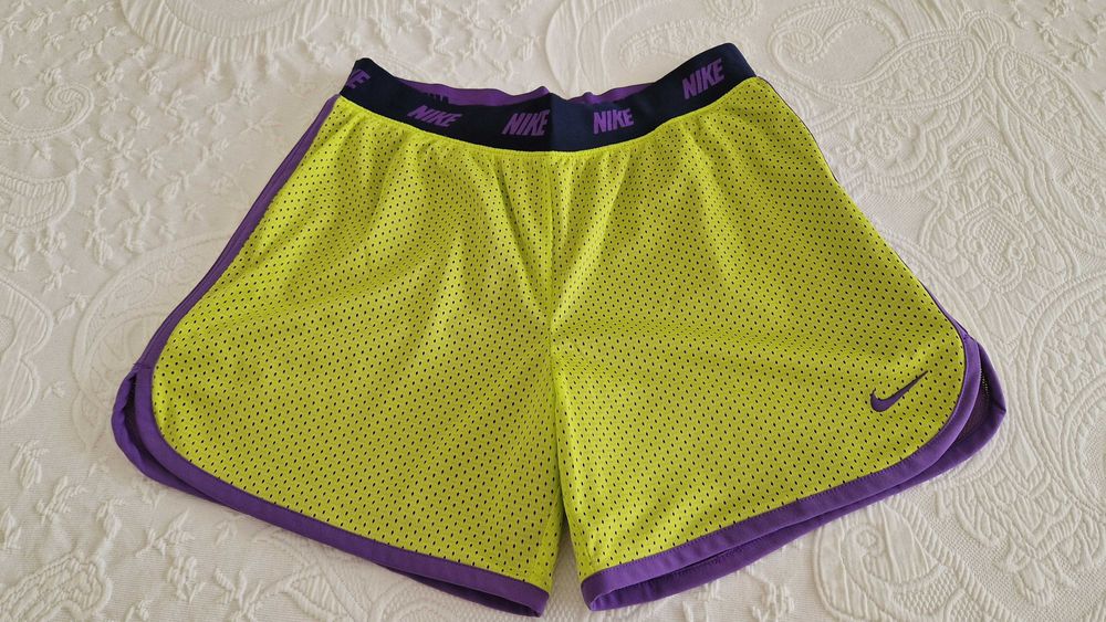 Calções Nike, Dri-Fit, tamanho L