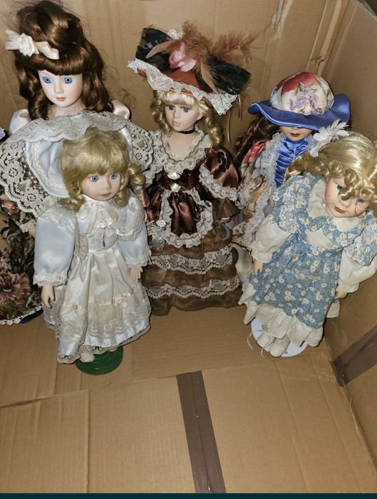 Bonecas com rosto de porcelana como novas