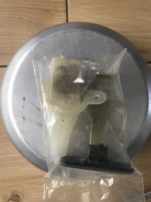 Kuchenka turystyczna trzmiel 4 Prymus turystyczny