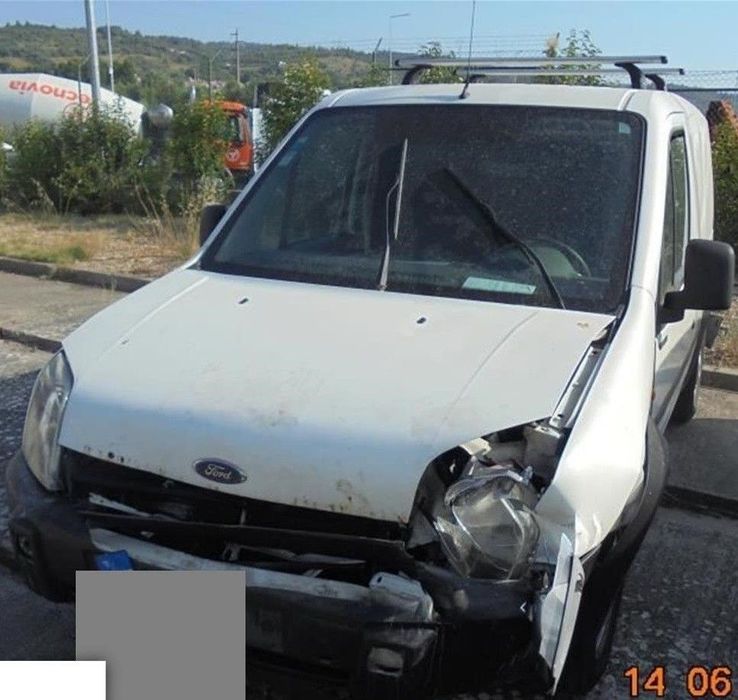 Ford Transit Connect T200 1.8TDDI de 2006 disponível para peças