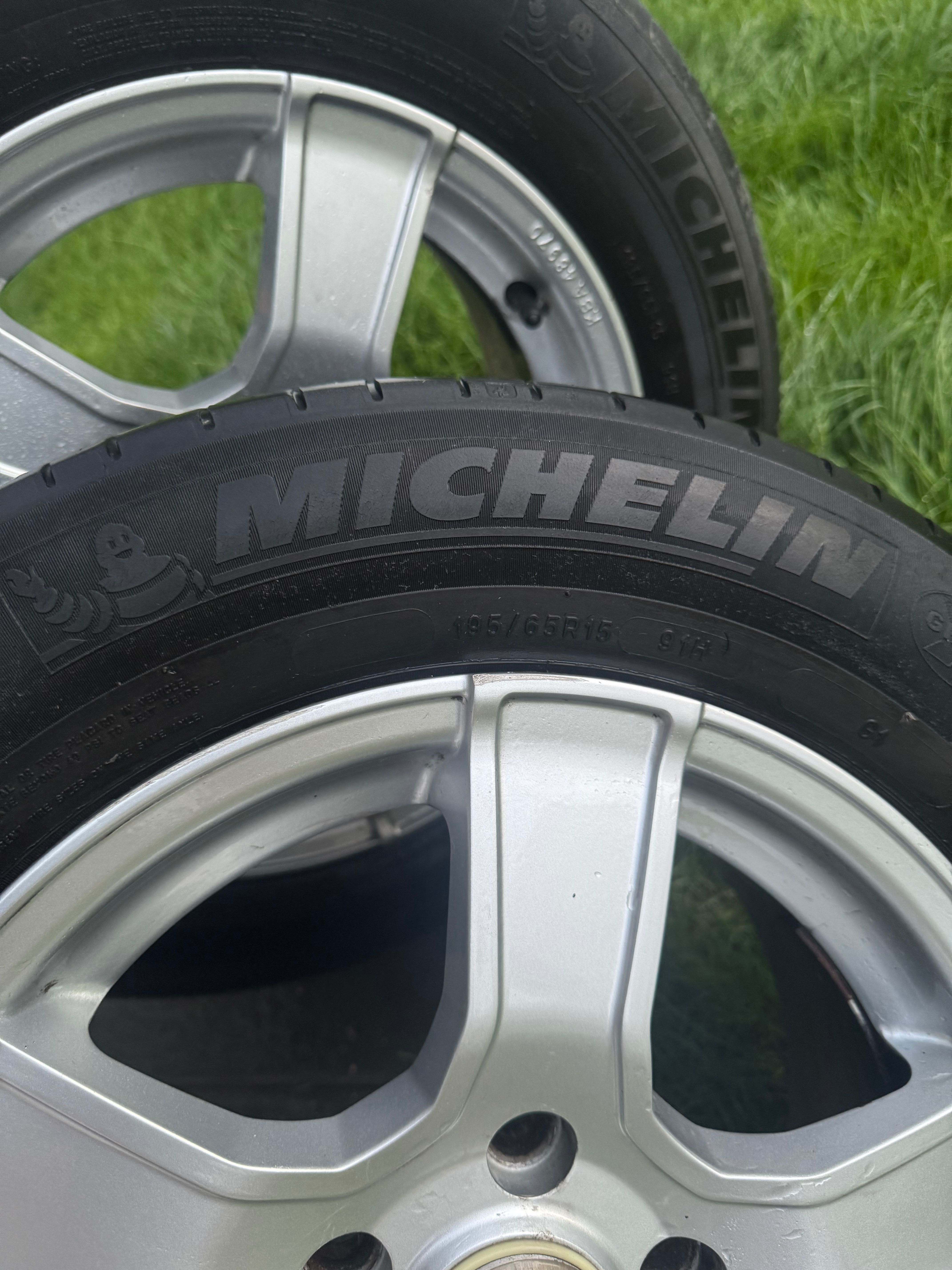 Koła - opony Michelin i alufelgi 4 szt. 195/65 R15 letnie