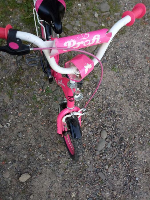 детский велосипед  розовый  б.у.