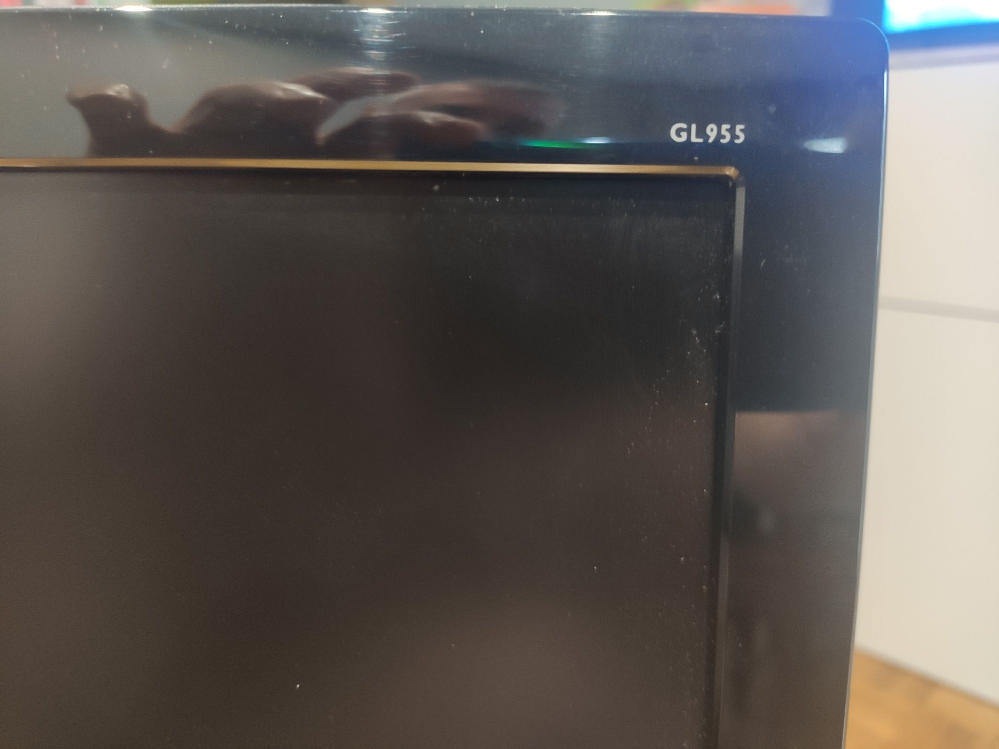 Monitor BENQ LED 17" + adapter HDMI