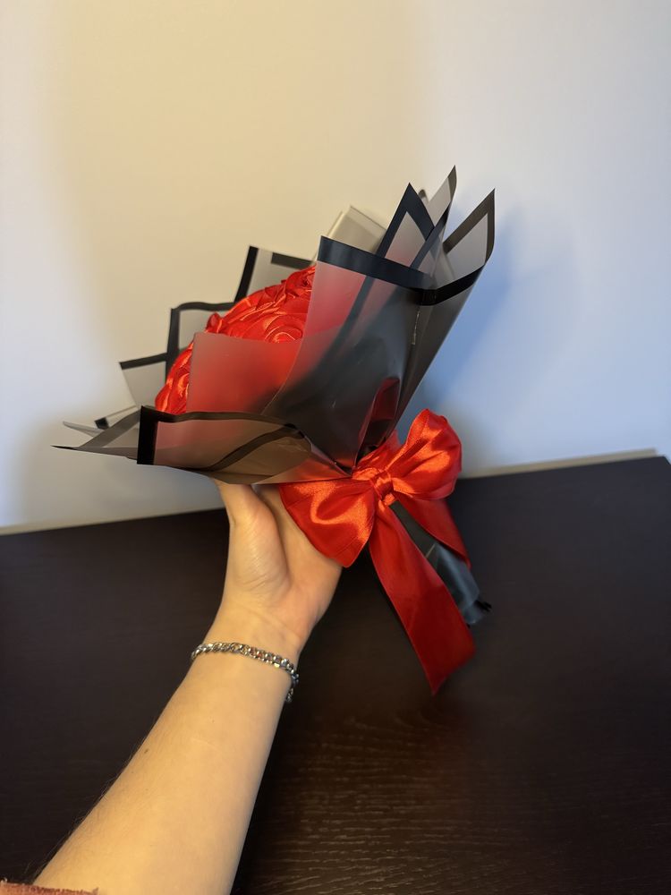 Rosas eternas cetim