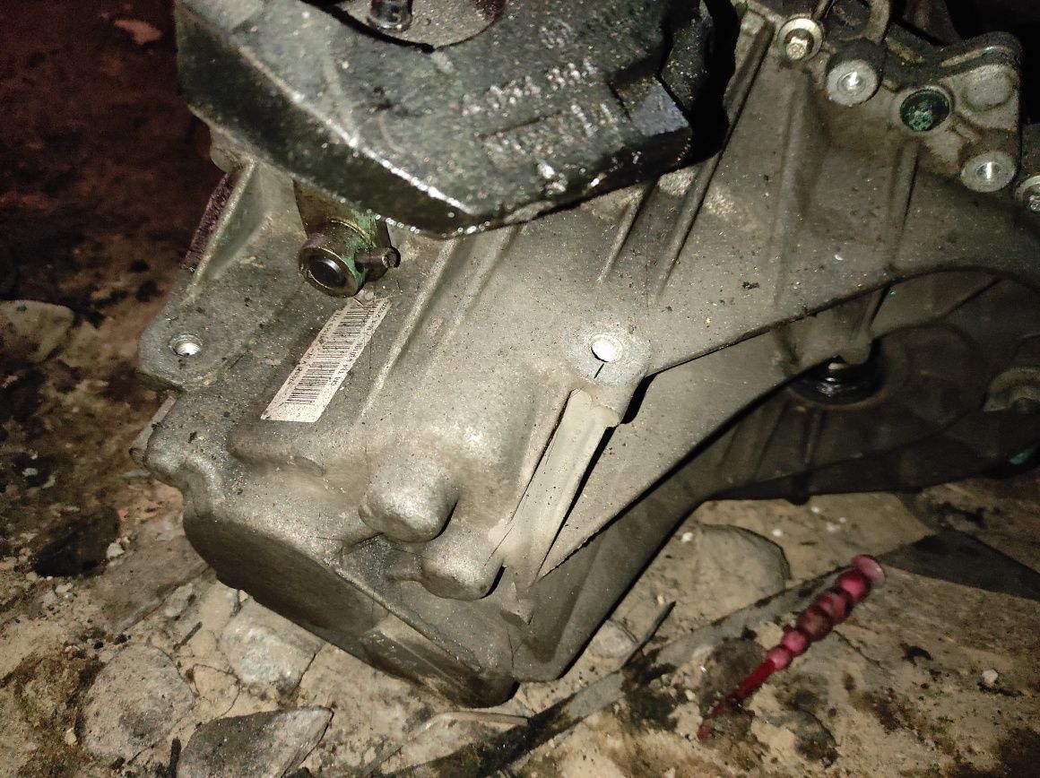 Renault Megan 3 КПП в розборі. Коробка