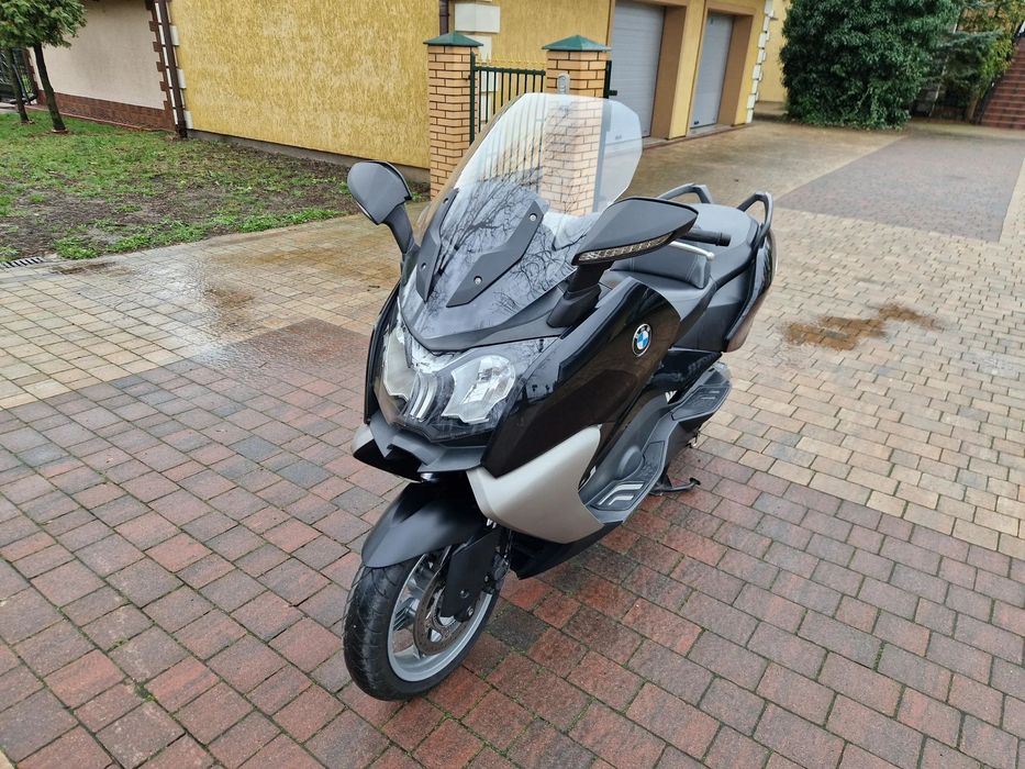 BMW C650 GT 2013 rok bezwypadkowy wydech Akrapovic