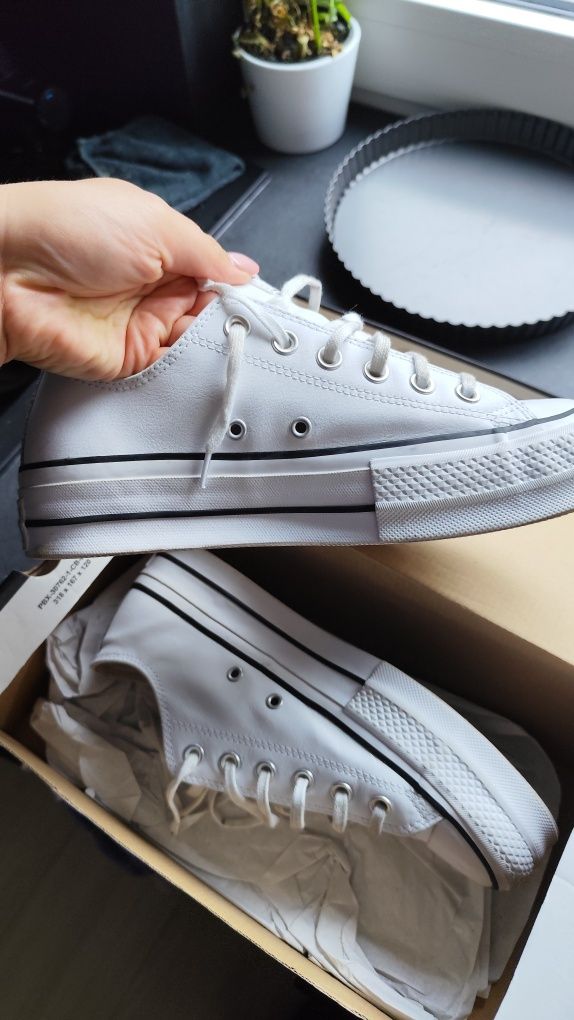 Converse białe skórzane na platformie jak nowe