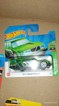 Hot Wheels Volvo 240 Drift wagon