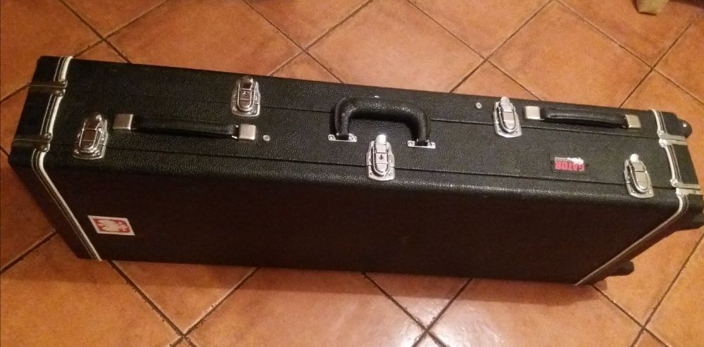 Futerał Case gitarowy Gator