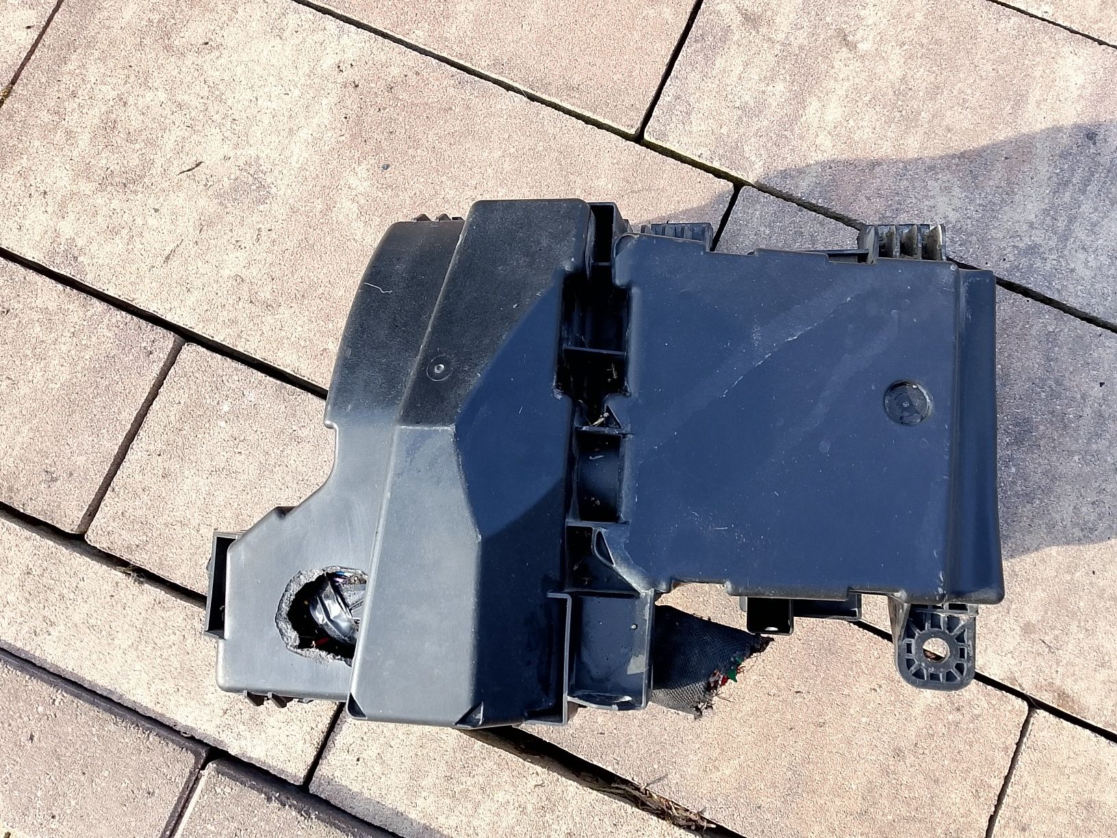 Skrzynka bezpieczników Nissan Qashqai J10 1.6 DCI,24383BB50A