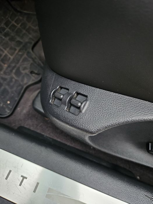 Продам Infiniti FX50 5.0 V8 | AWD | Sport Package |