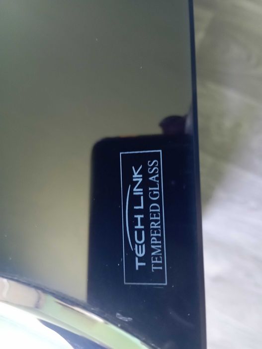 Продам стіл-тумбу під телевізор