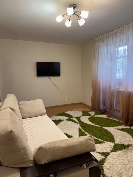 Здам подобово двокімнатну квартиру